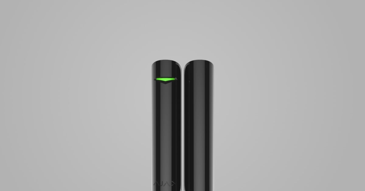 Ajax: original image for battery replacement. Follow the text and model in the source.